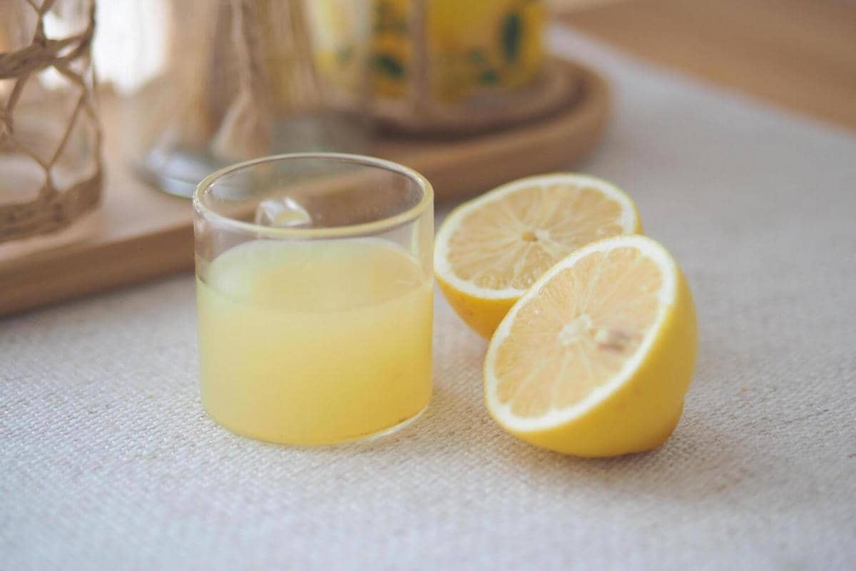 ilustrasi lemon juice