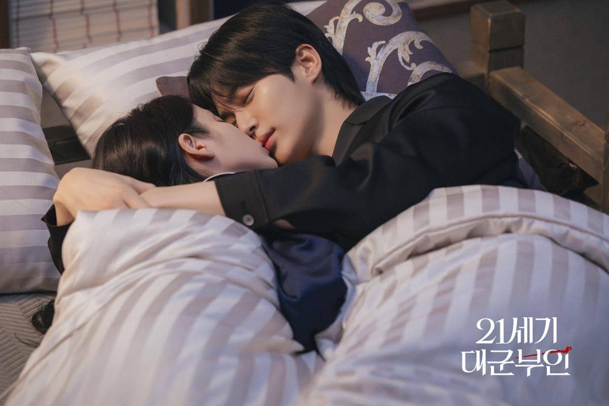 still cuts drama Perfect Crown