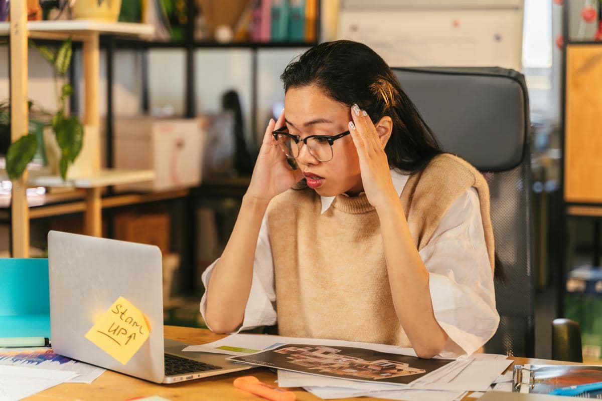ilustrasi dikejar deadline