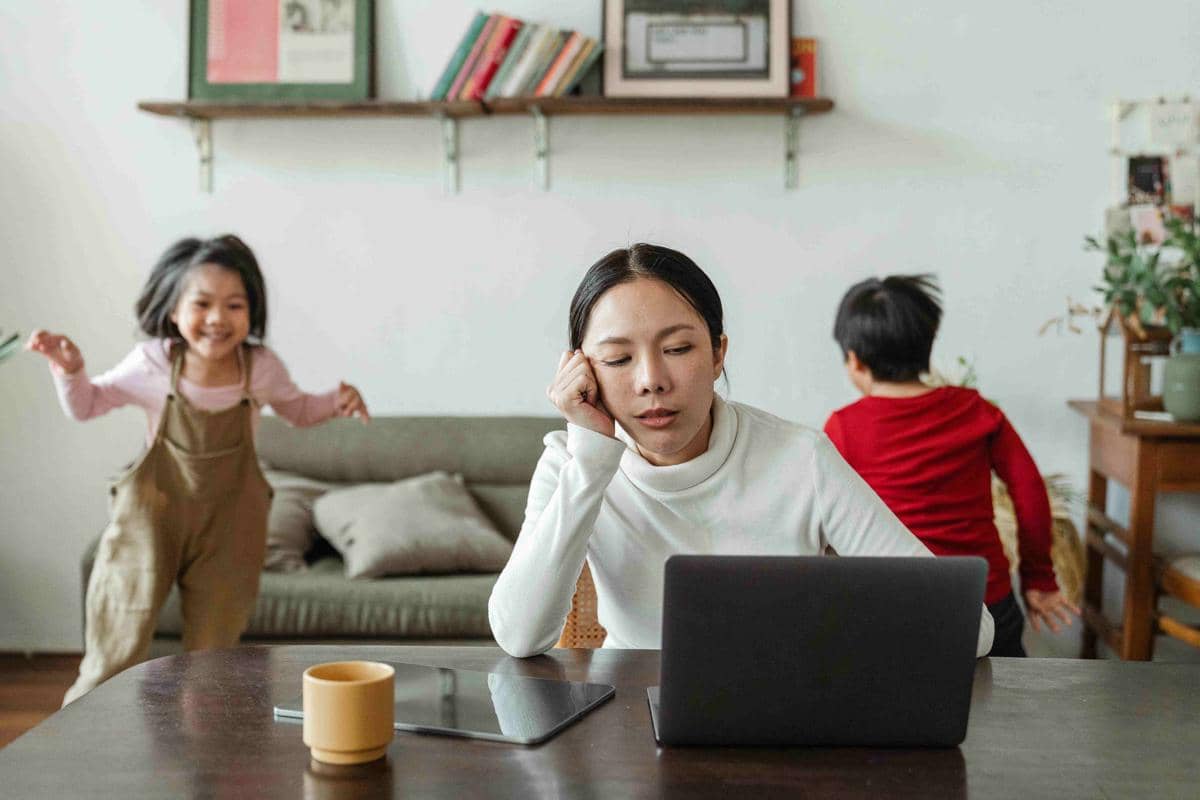5 Tanda Work-Life Boundaries Kamu Mulai Kacau