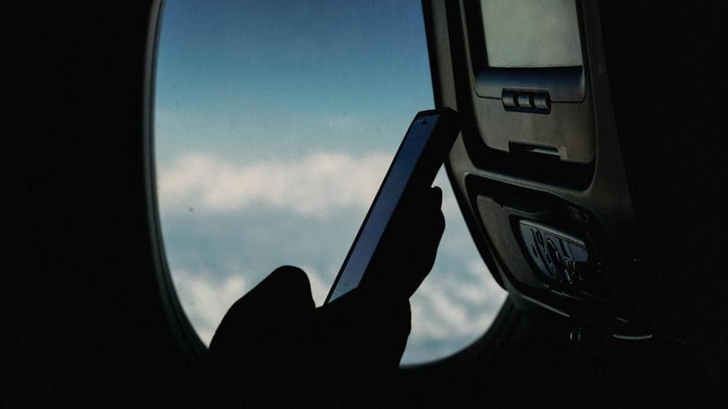 Singapore Airlines Hadirkan Starlink sebagai Wi-Fi Pesawat pada 2027