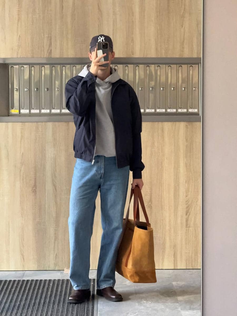 Style blue jeans cowok