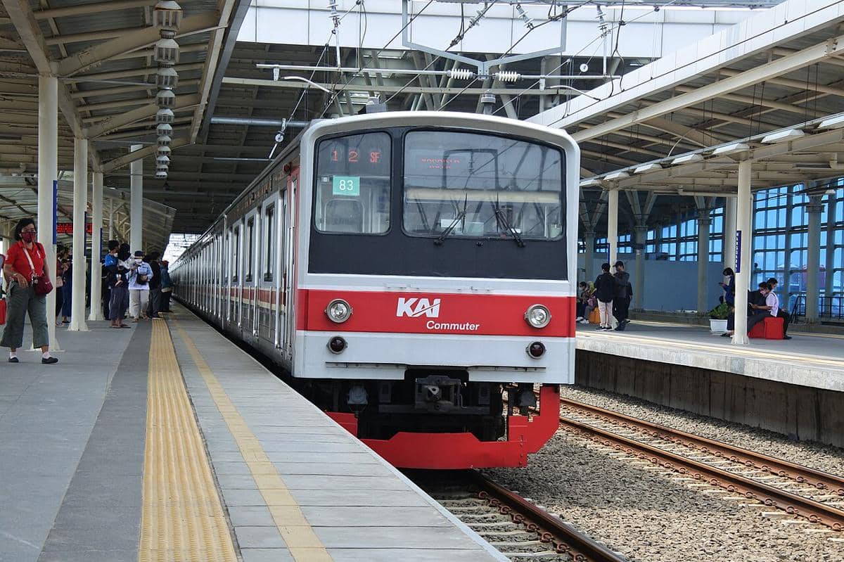 5 Tempat Wisata Sekitar Jakarta yang Bisa Naik Kereta, Praktis dan Hemat!