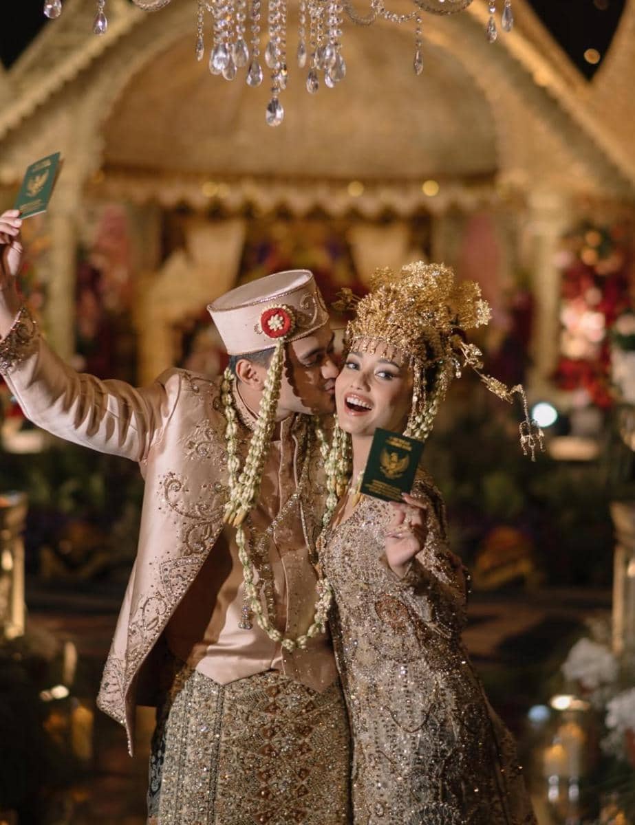 Pernikahan Indian Akbar dan Siska Minbite