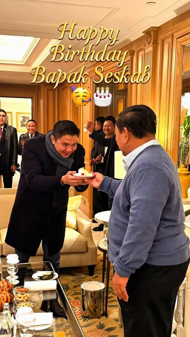 Viral Isu Hubungan Prabowo dan Teddy, Ini Jejak Kedekatan Keduanya