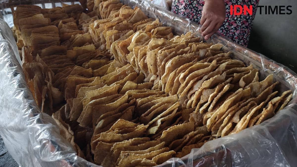 Minyak Curah Makin Mahal, Perajin Lempeng di Magetan Kelimpungan