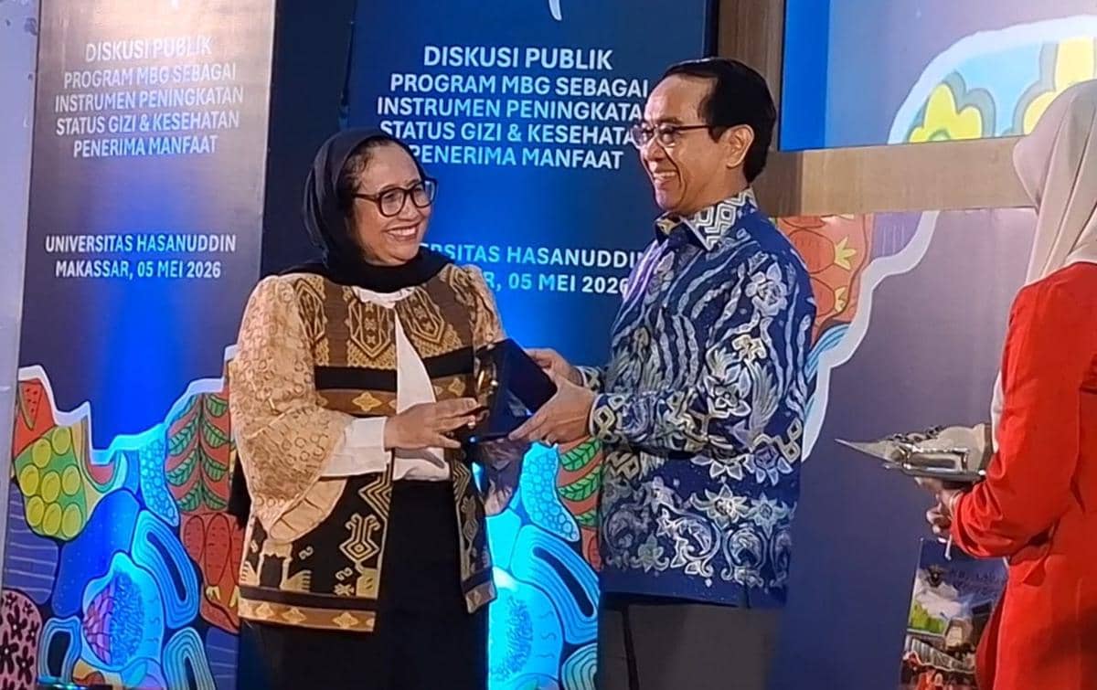 Wakil Kepala Badan Gizi Nasional (BGN), Nanik S Deyang saat berada di Universitas Hasanuddin (Unhas) Makassar, Selasa (5/5/2026). IDN Times/
