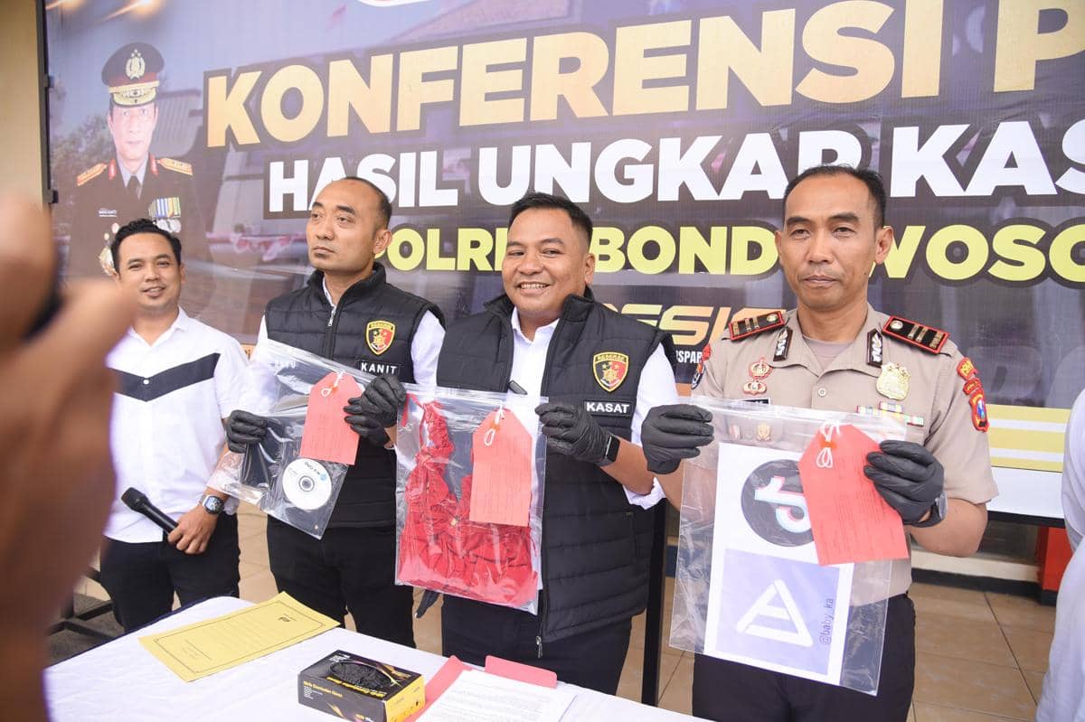 Live Streaming Pornografi, Dua Sejoli di Bondowoso Dibekuk Polisi