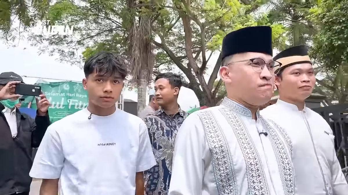 Potret Ruben Onsu bangun masjid di Tangerang