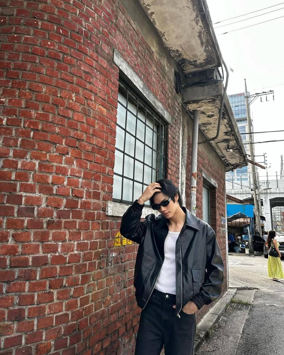 OOTD Liburan ke Luar Negeri ala Win Metawin