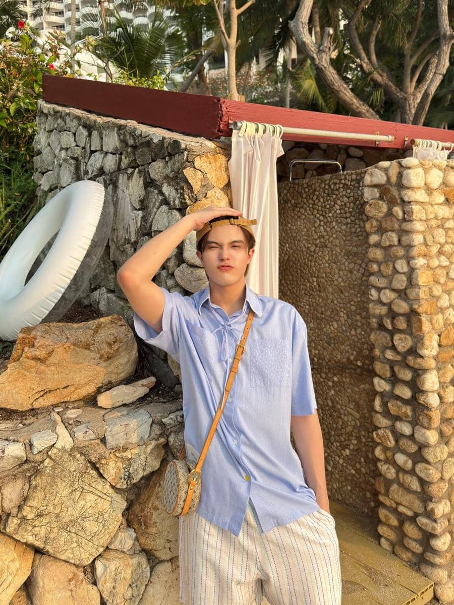 OOTD Musim Panas ala Ford Allan