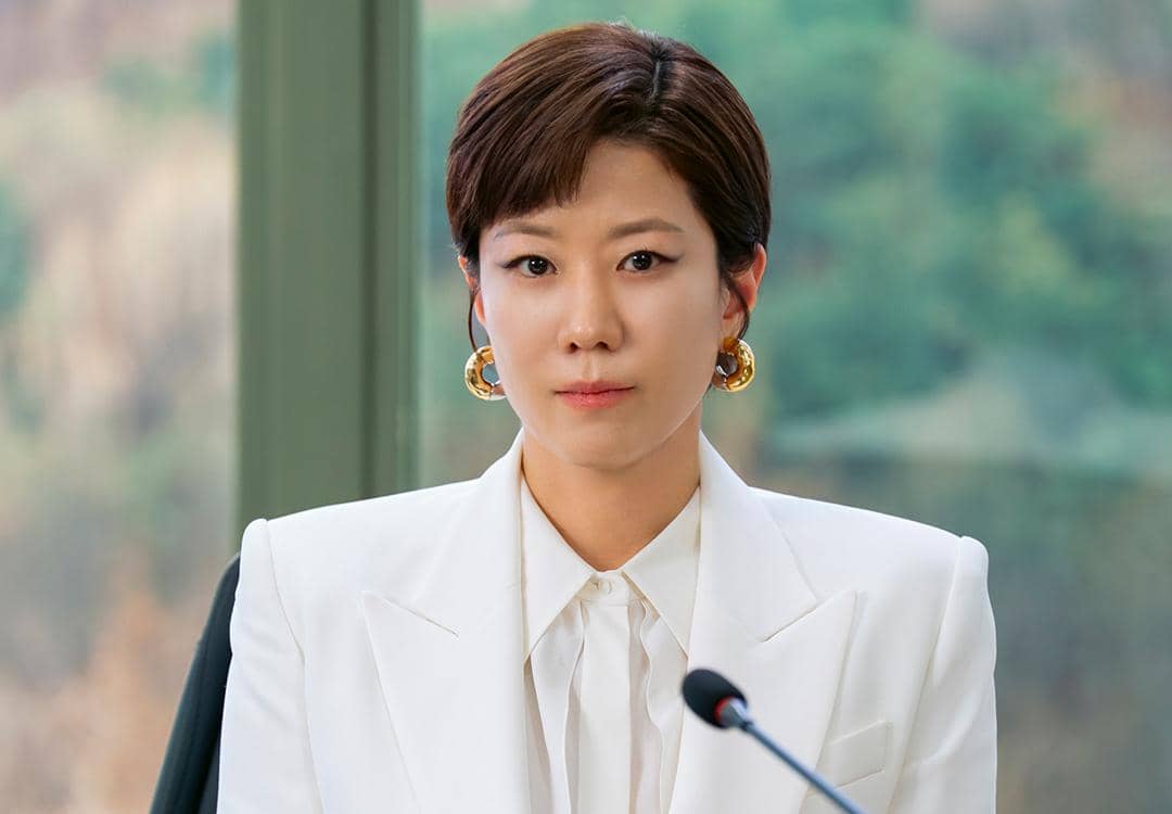 still cut drama Korea Rookie Employee Chairman Kang