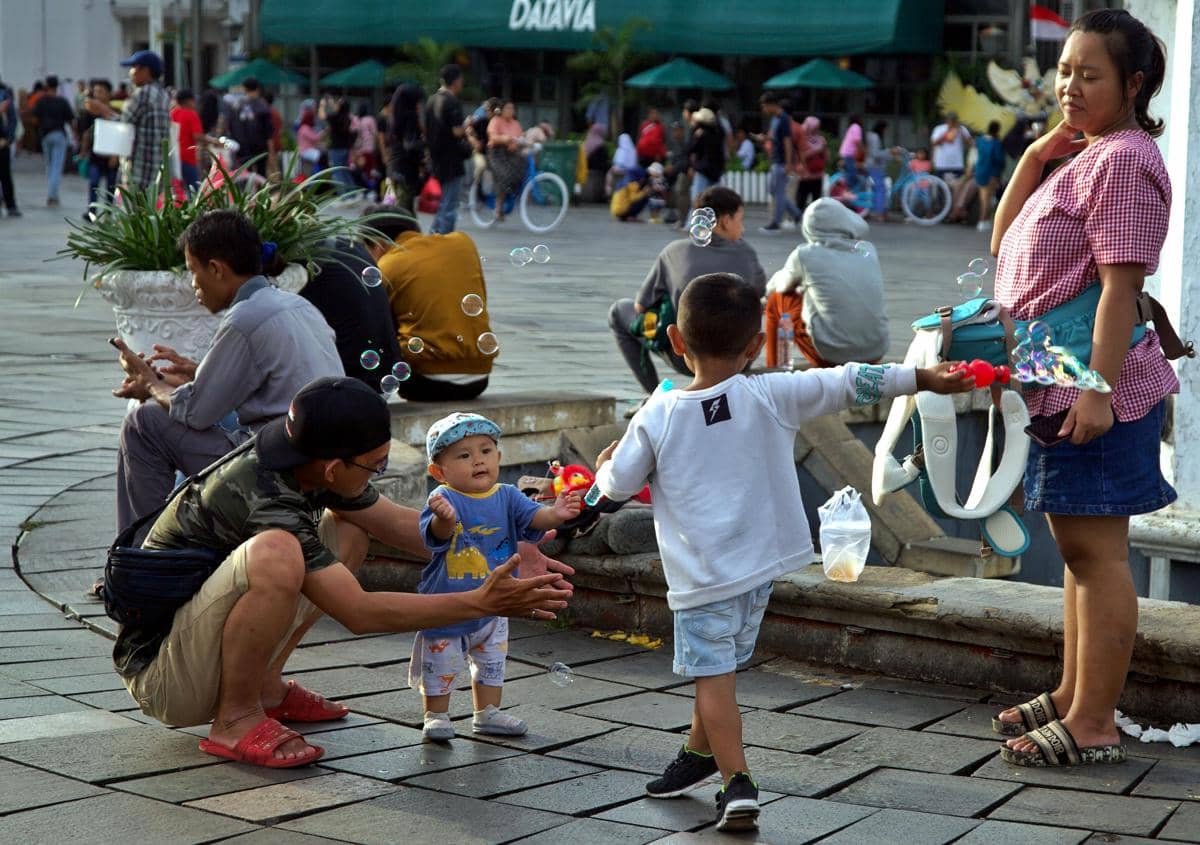 Terlalu Dimanjakan Bisa Berbahaya, Ini Dampaknya bagi Perilaku Anak