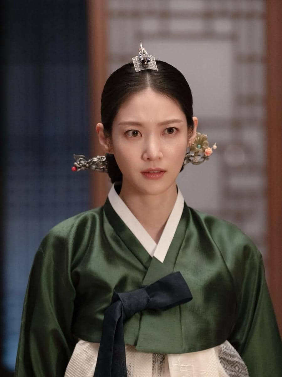 still cut drama Perfect Crown
