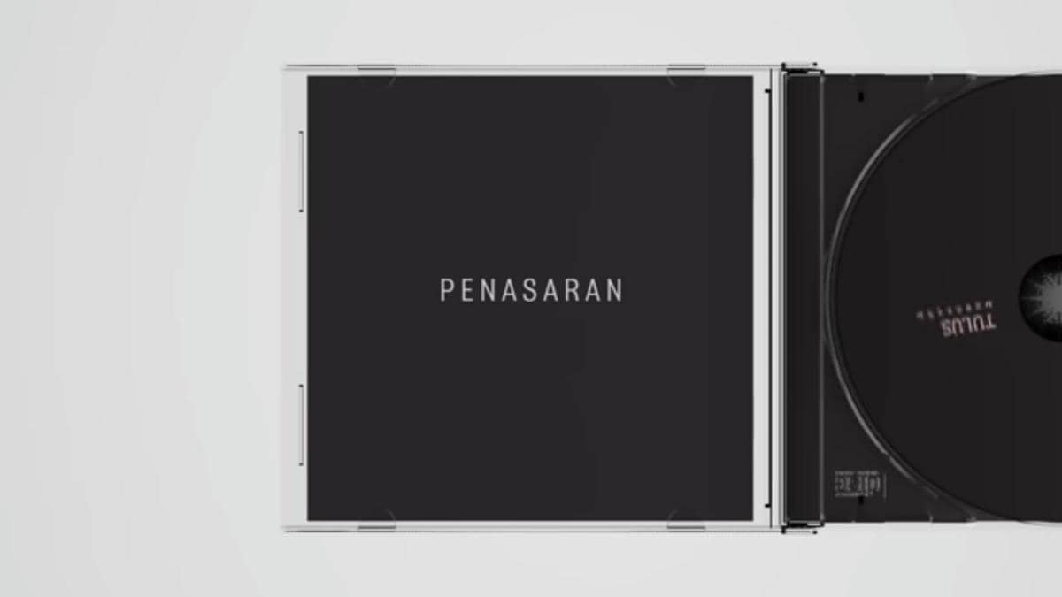 cuplikan video lirik "Penasaran"