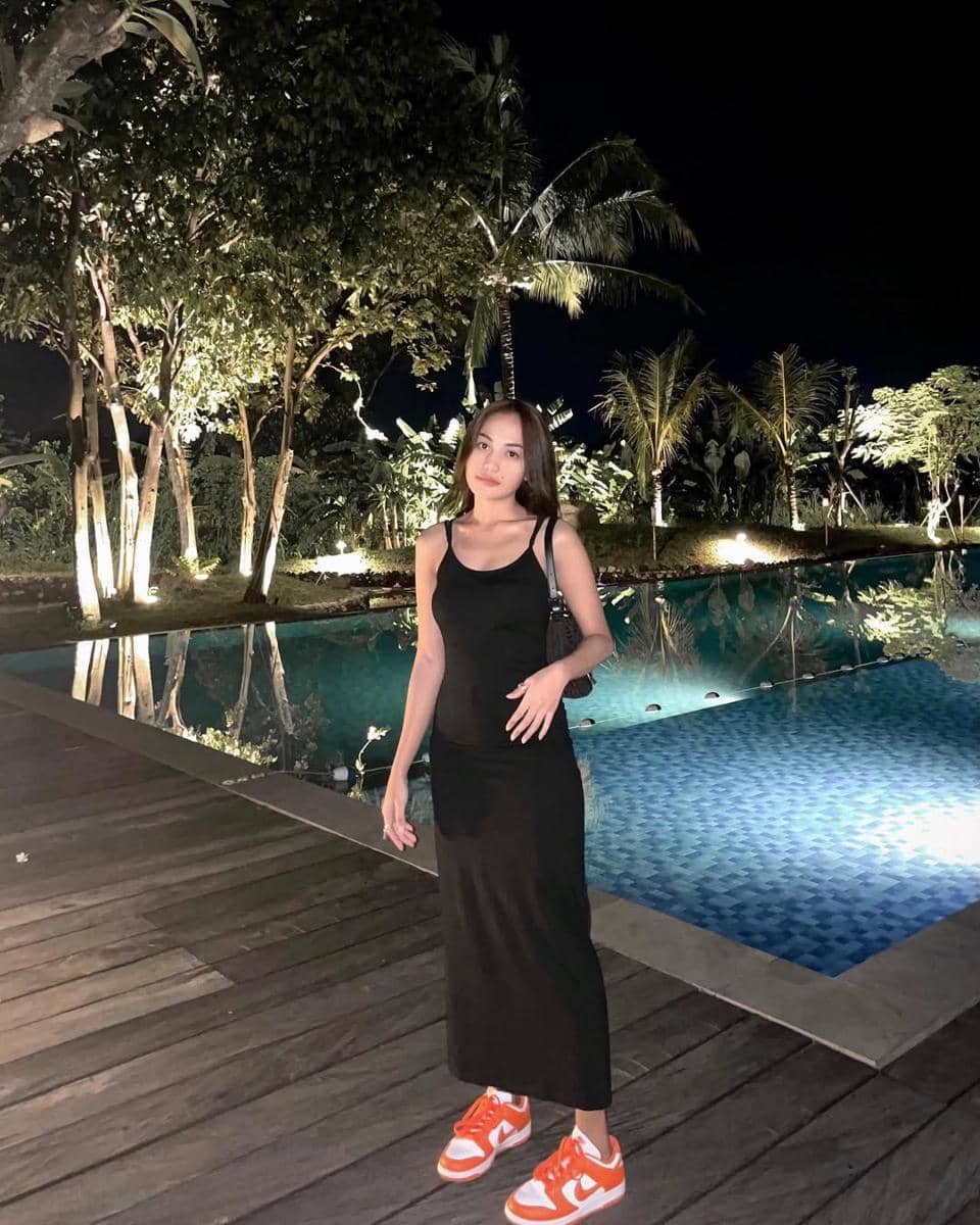 Gaya OOTD Yosika Ayumi