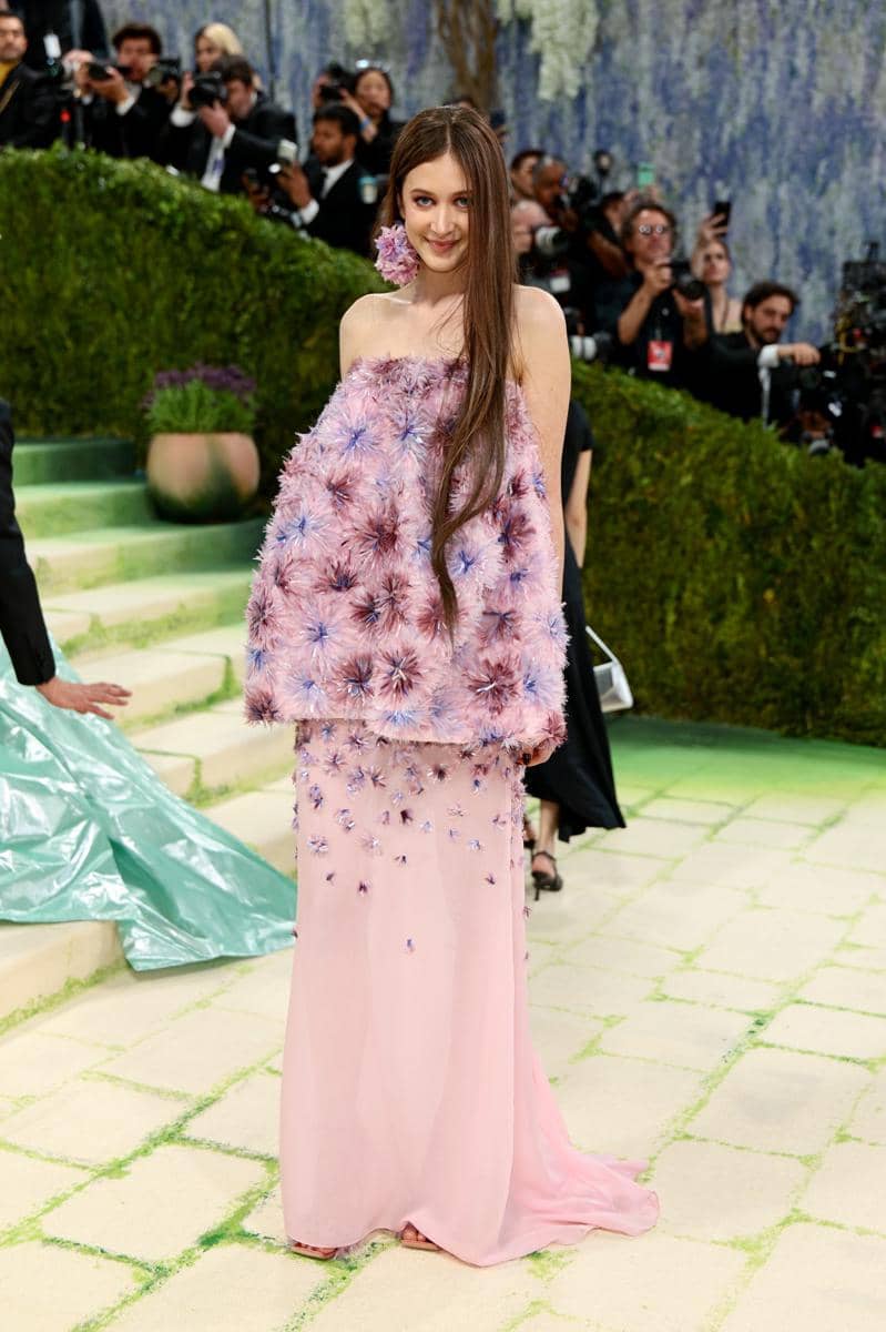 Gaya Artis di Met Gala 2026 Pakai Dior (dok. Sophie Carre for Savoir-Faire  / © Getty Images for Red Carpet)