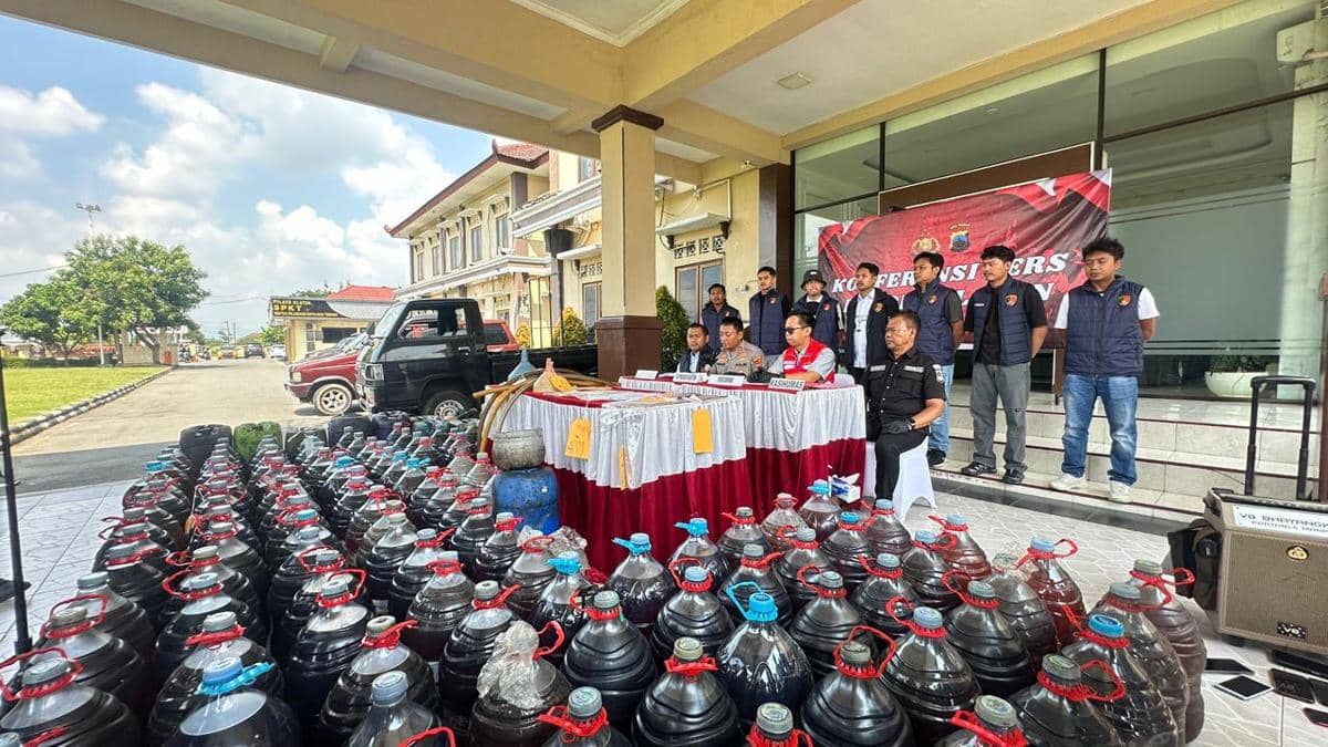 Polres Klaten Bongkar Sindikat Solar Subsidi Ilegal, Beromzet 200 Juta
