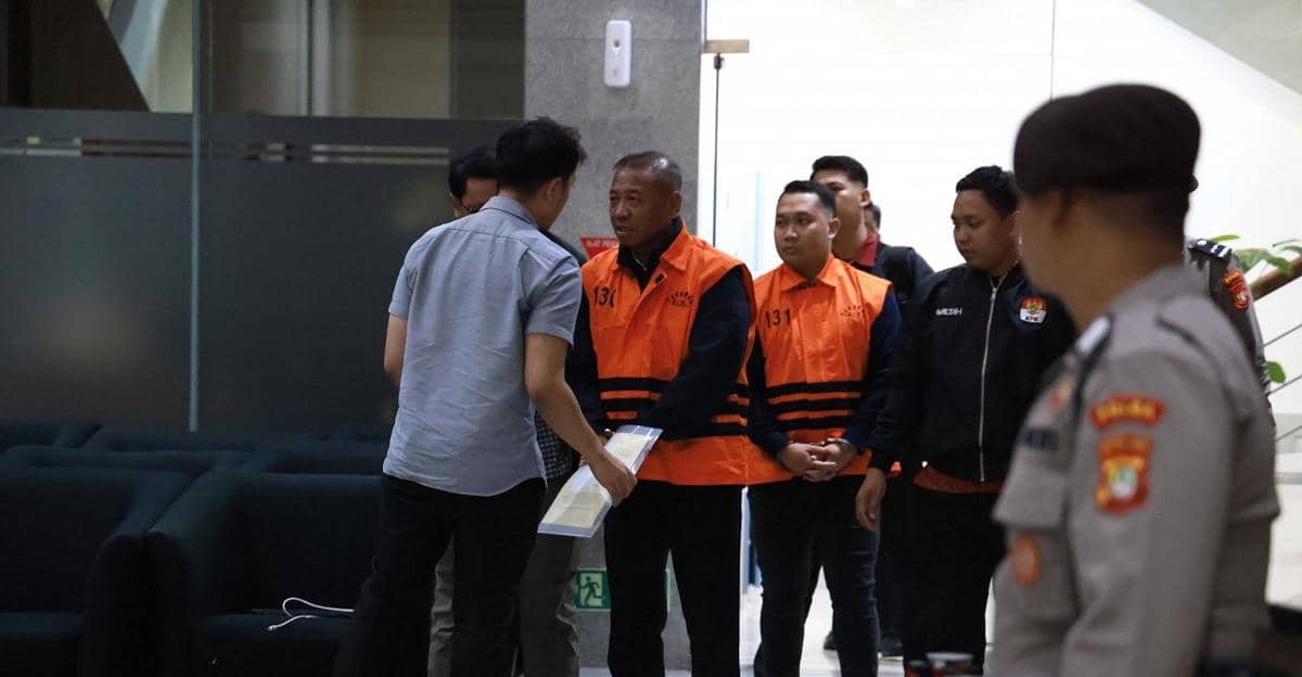Tersangka KPK, Bupati Tulungagung Nonaktif Masih Digaji Negara