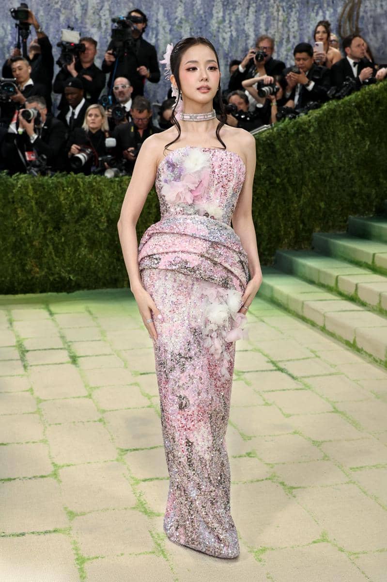 JISOO_Dior.JPG