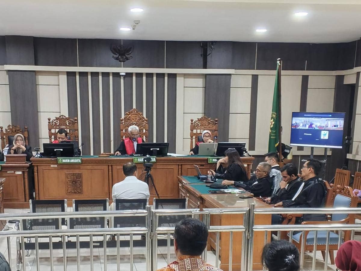 Sritex, iwan kurniawan, lukminto bersaudara