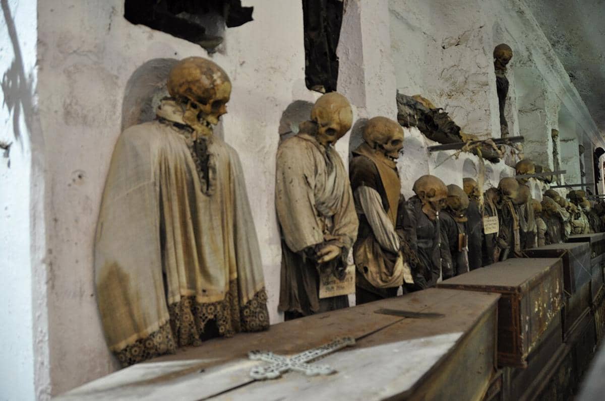 Catacombe dei Cappuccini, sebuah situs pemakaman bersejarah yang terletak di Palermo, Sisilia, Italia.