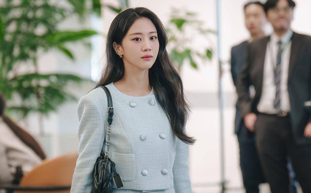 Hong Hwa Yeon di Filing for Love