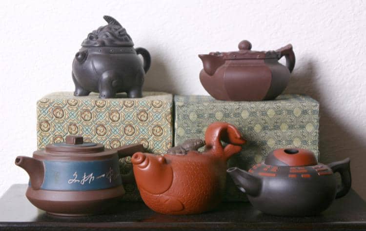 ilustrasi yixing tea pot
