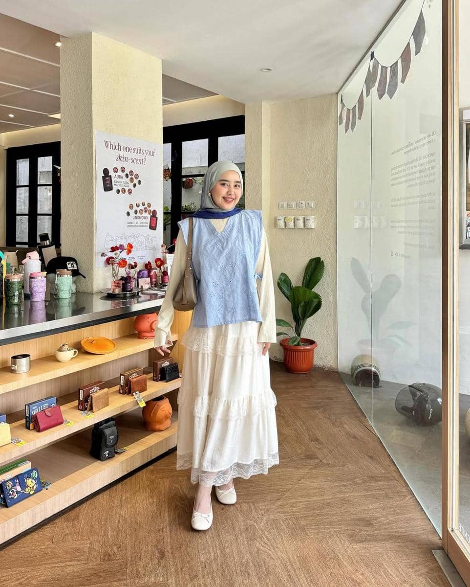 OOTD Cewek Petite ala Meilan Indrajati