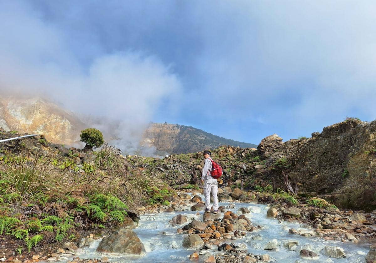 ilustrasi Gunung Papandayan
