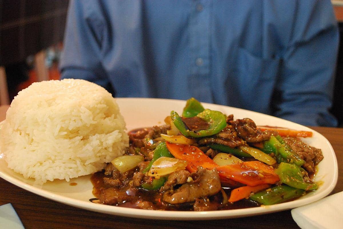 ilustrasi daging sapi lada hitam mentega asin
