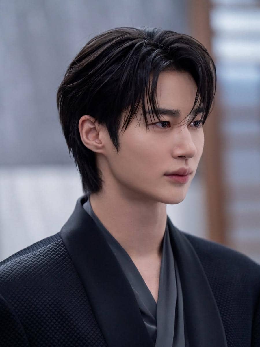 still cut drama Perfect Crown 