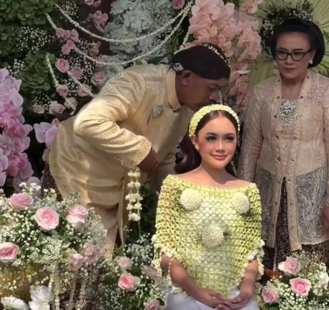 Dekorasi siraman Yosika Ayumi, calon menantu Soimah