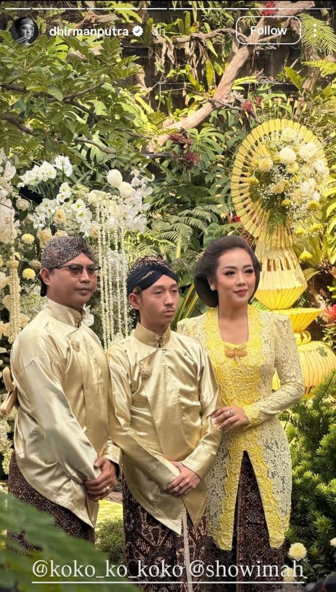 gaya keluarga di siraman anak Soimah