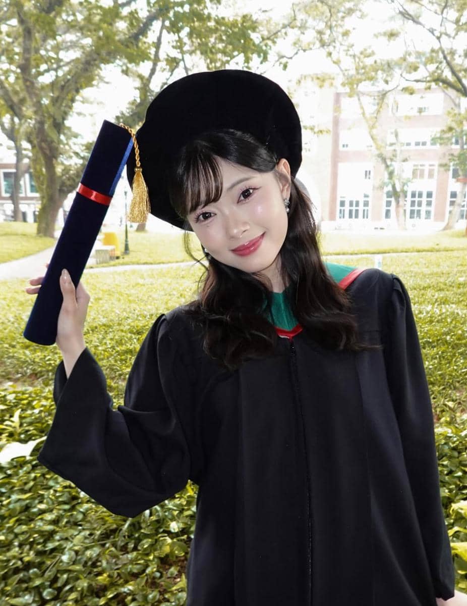 Fiony JKT48 wisuda