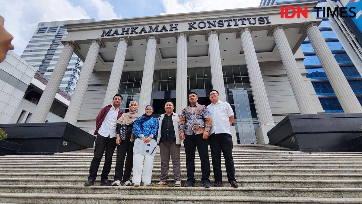 Koalisi Masyarakat Serahkan Kesimpulan Uji Materi UU Peradilan Militer ke MK