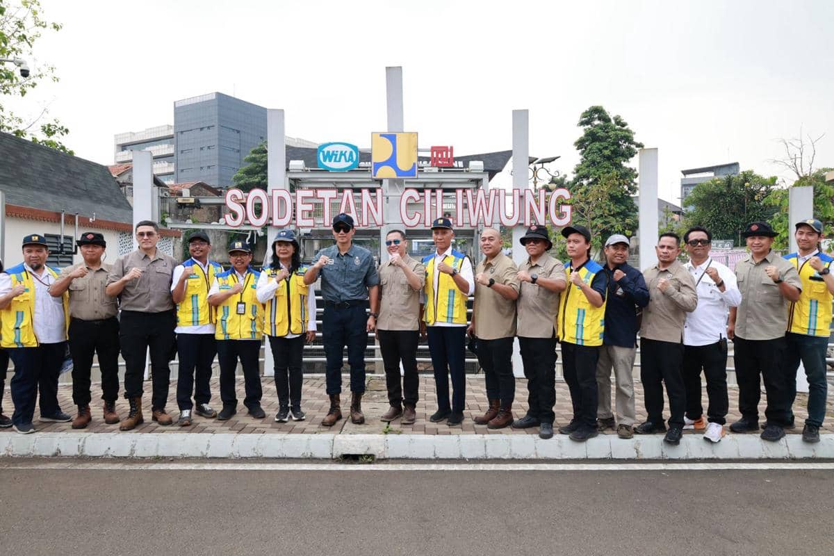 AHY: Normalisasi Ciliwung Capai 52 Persen dari Target 33 Km, Sisanya Dikebut