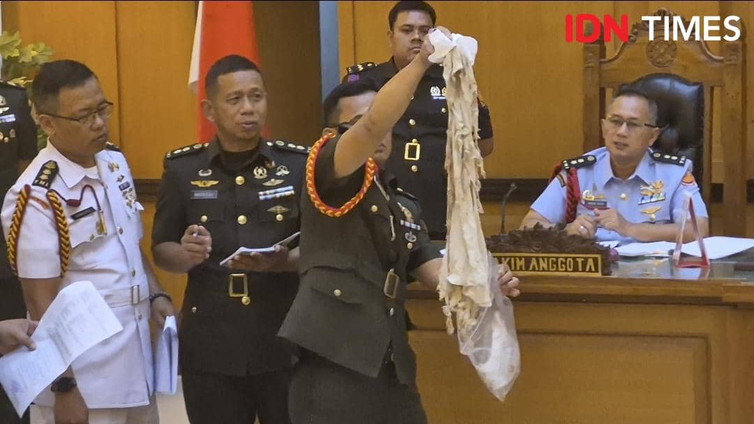 Andrie Yunus, air keras, TNI