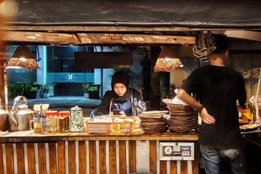 7 Bisnis Warung Makan yang Cocok di Area Kampus dan Kos