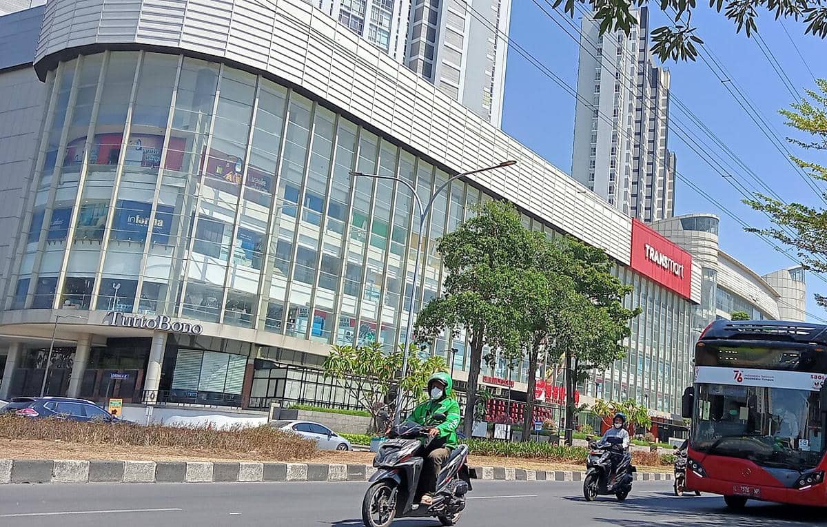 Lenmarc Mall Surabaya yang berubah menjadi Fairway Nine Mall Surabaya 