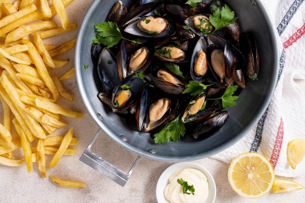 ilustrasi moules-frites