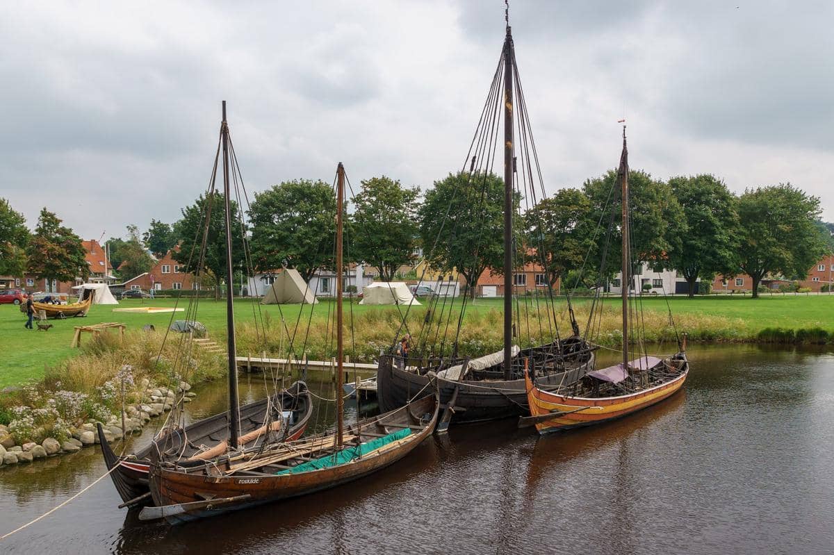 Kapal asli bangsa Viking di Viking Ship Museum, Kota Roskilde, Denmark