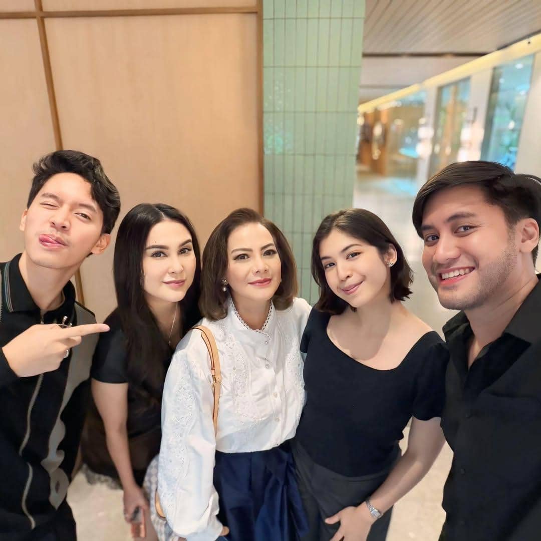 Ulang tahun Memes ke-61