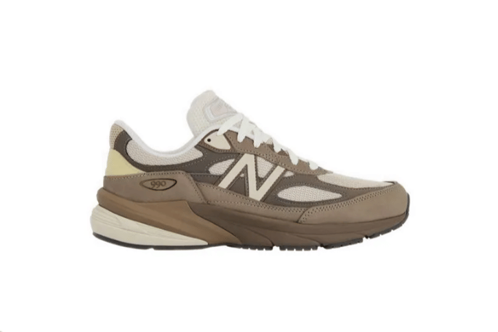 ilustrasi New Balance seri 990