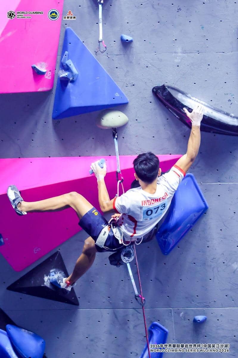 Putra Tri Ramadani di babak kualifikasi Lead Putri di World Climbing series Wujiang 2026. 