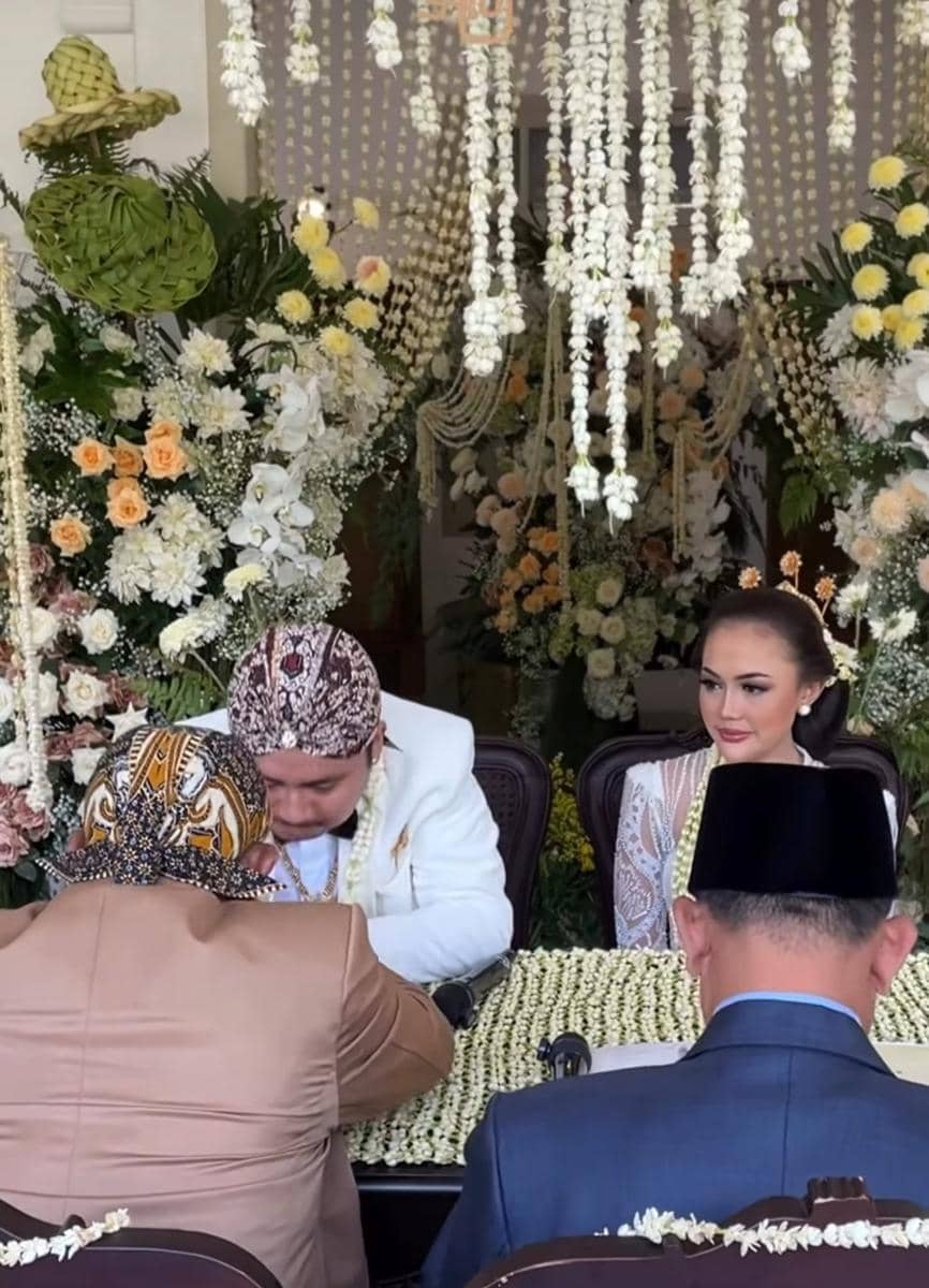 Akad nikah Aksa Uyun anak Soimah Pancawati. 
