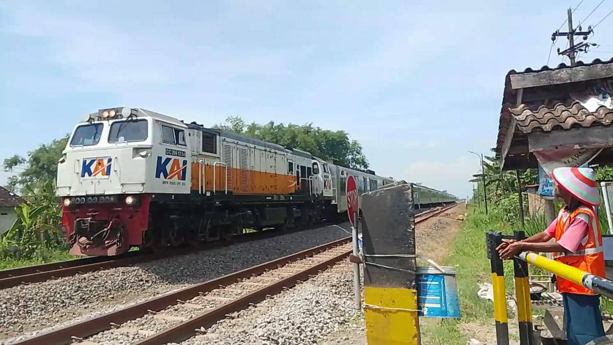 Perbedaan Kereta Api Sancaka dan Sancaka Utara, Jangan Tertukar!