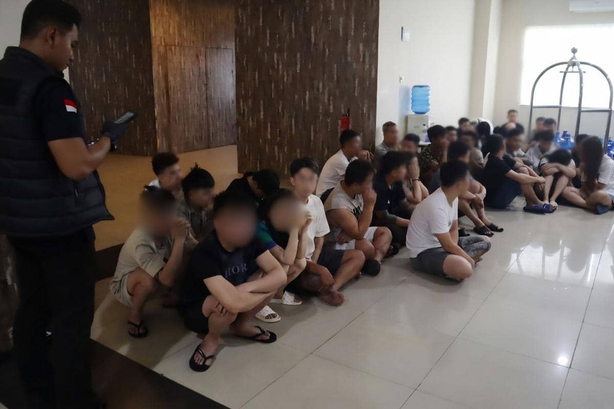 Imigrasi Jaring 210 WNA Diduga Penipu Investasi Daring di Batam