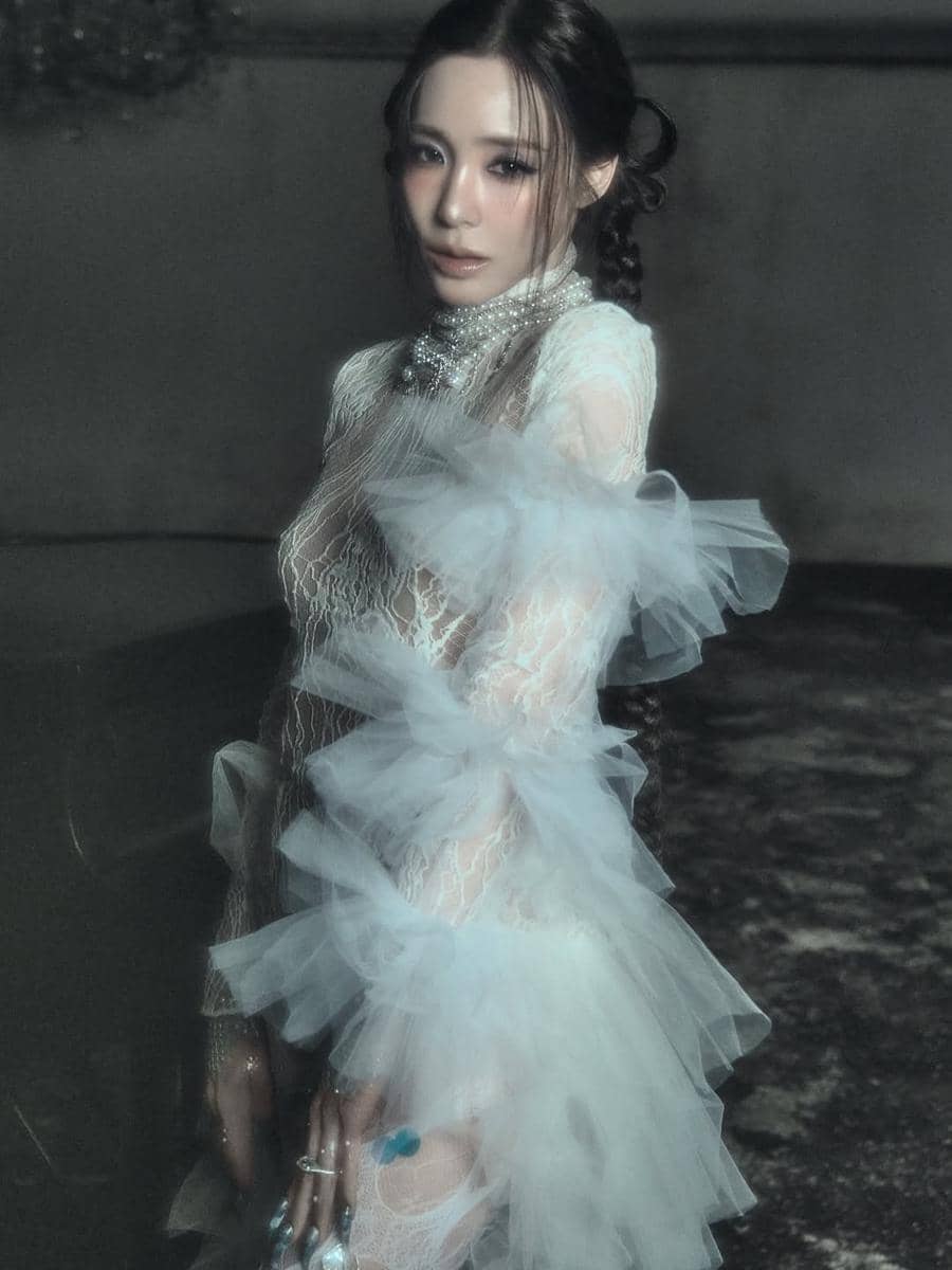 potret Tiffany Young