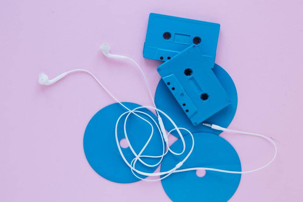 ilustrasi headset kabel 